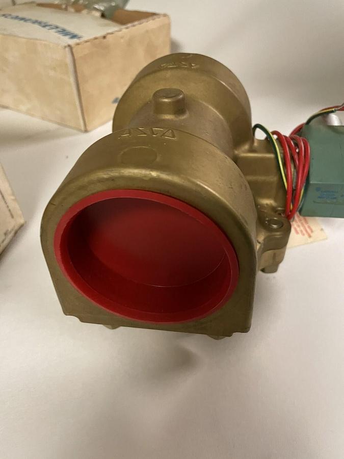 Asco,8221G15HW,2-Way Solenoid Valve 2-1/2 INCH  Normally Closed 5-150psi 120V