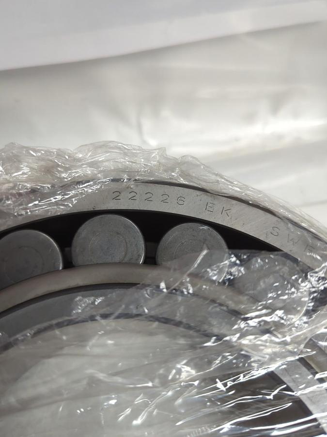 Used SKF,22226 EK,SPHERICAL ROLLER BEARING 130X230X64MM PRE-OWNED