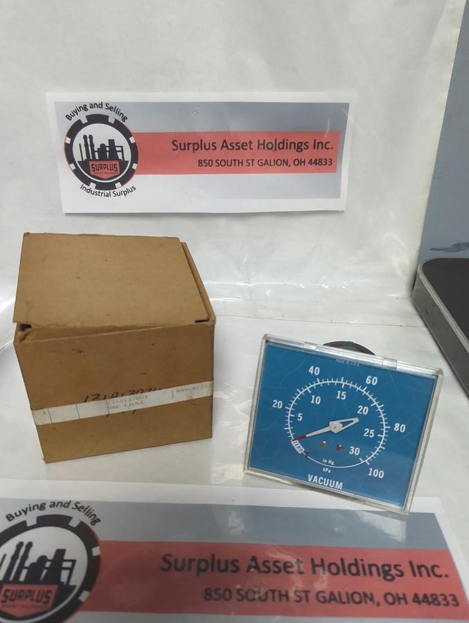 US GAUGE,131A137U01,VACUUM PRESSURE GAUGE NOS