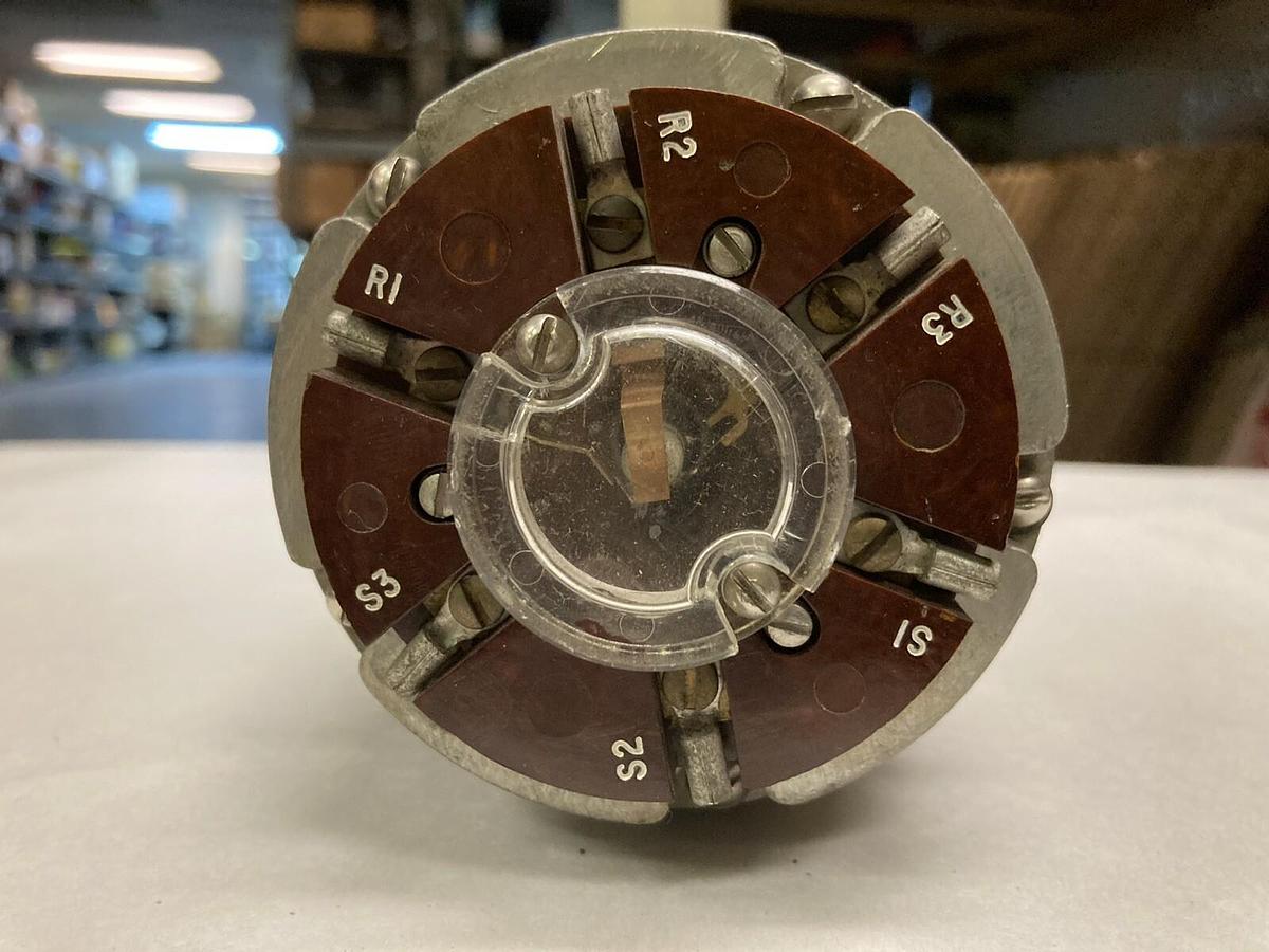 Used General Electric,2J5SA1,Selsyn Motor 200RPM 60 HZ