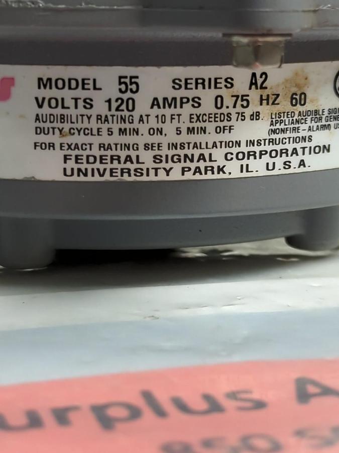 Used FEDERAL SIGNAL,MODEL 55,SERIES A2 120V .75AMP 60HZ SIREN ALARM PRE-OWNED