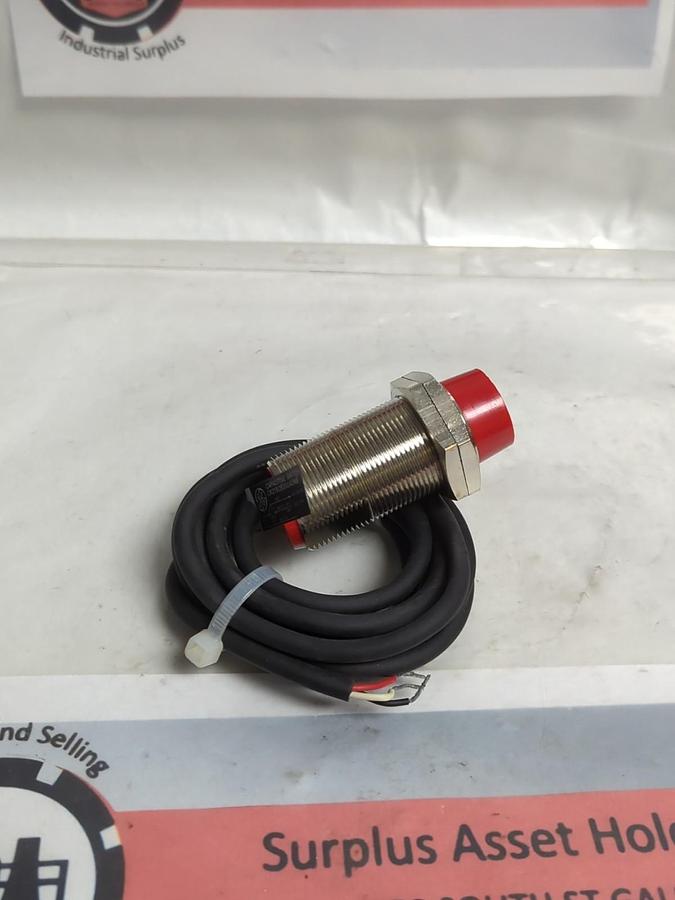 Used GE,CR215CB30UA3NB,CAPACITIVE SWITCH PRE-OWNED