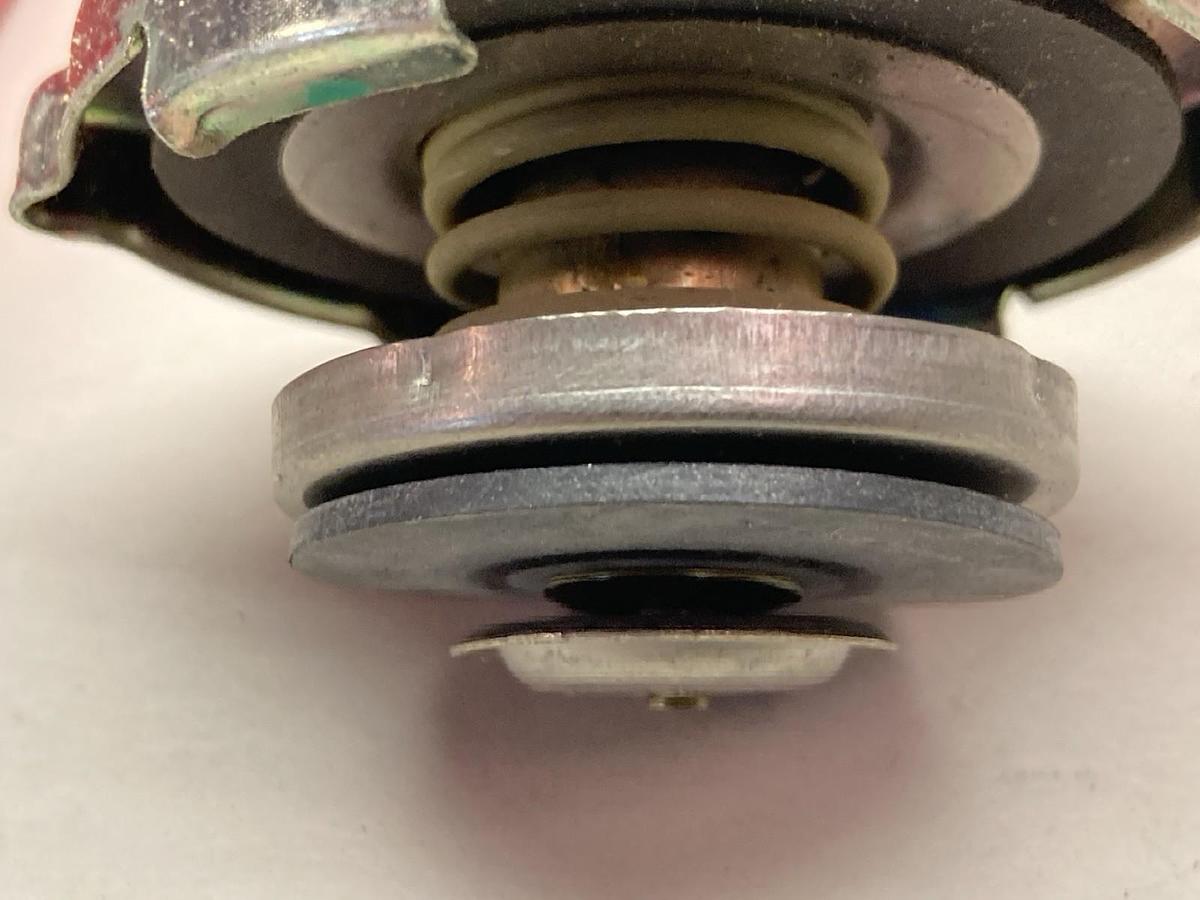 Napa,703-1447,Radiator Cap