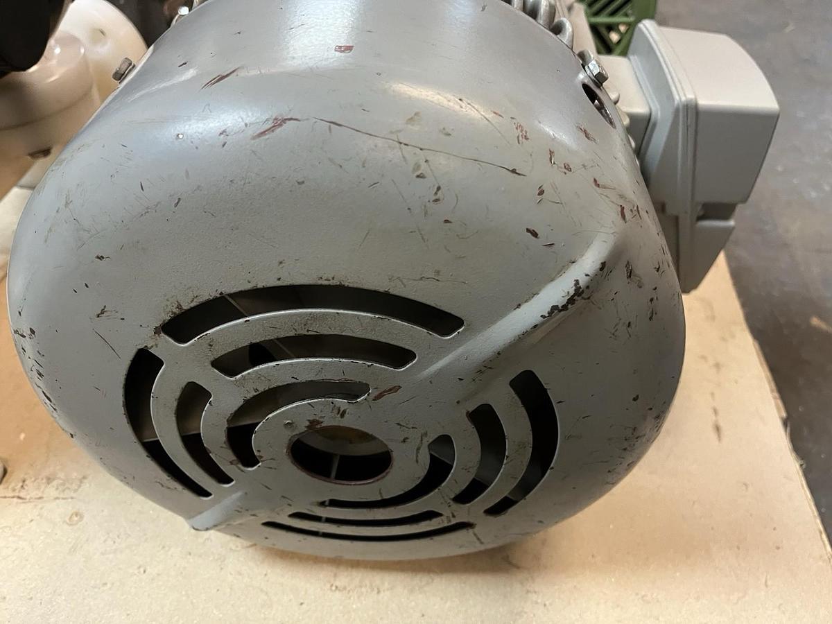 Used SIEMENS,1LE22012BD114AA3,GP10 MOTOR 5HP 880RPM 3PH 254T