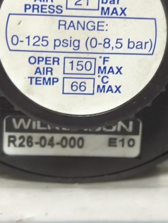 Used WILKERSON,R26-04-000,PNEUMATIC PRESSURE REGULATOR WITH FILTER F26-04-F00
