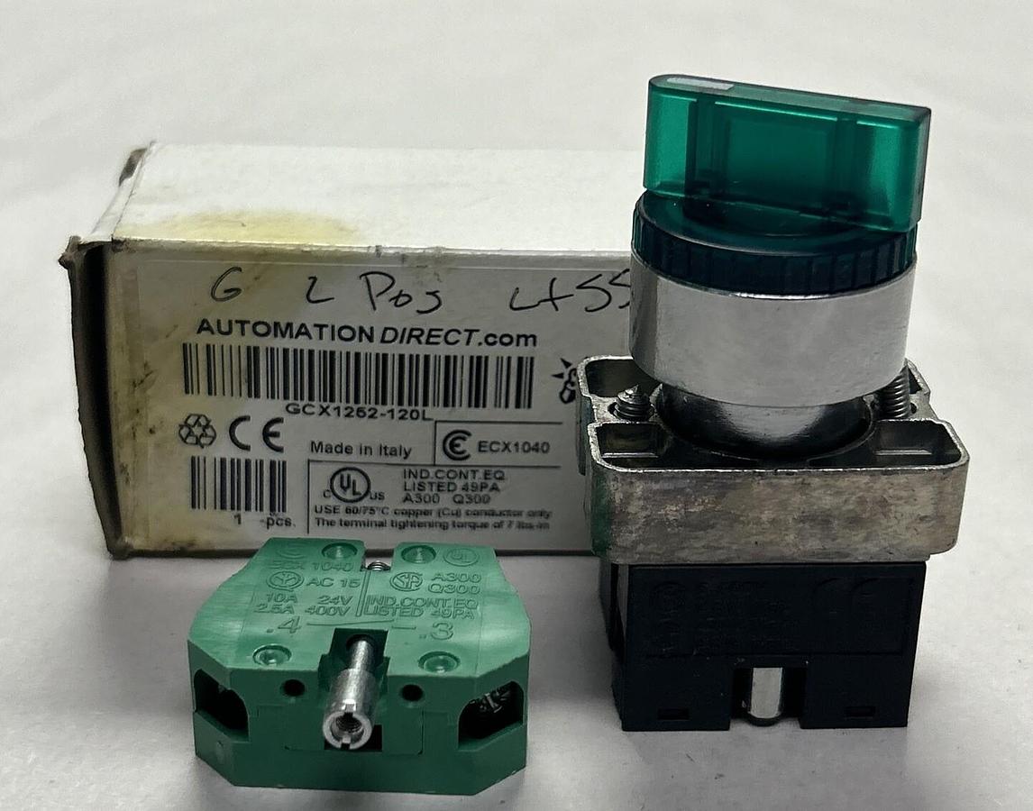 Used AUTOMATION DIRECT,GCX1252-120L,GREEN SELECTOR SWITCH NEW