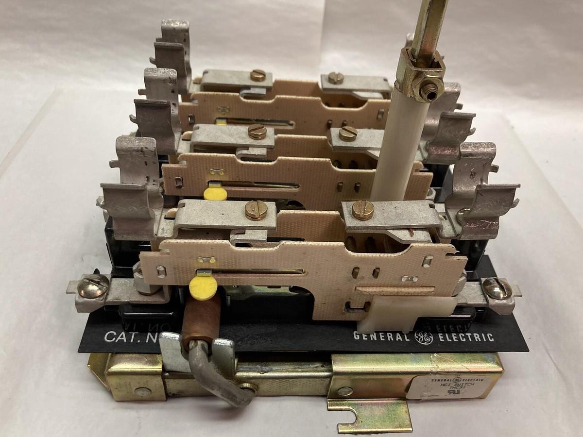 Used General Electric,THC31 HCI,Disconnect Switch
