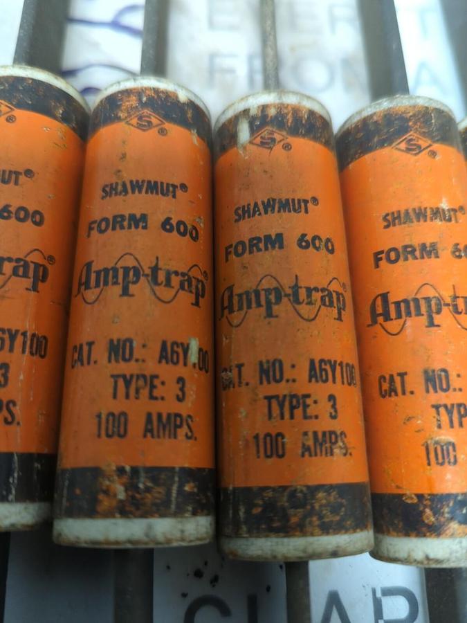 CHASE-SHAWMUT,A6Y100,TYPE 3 FUSES 100 AMP LOT OF 9 NOS