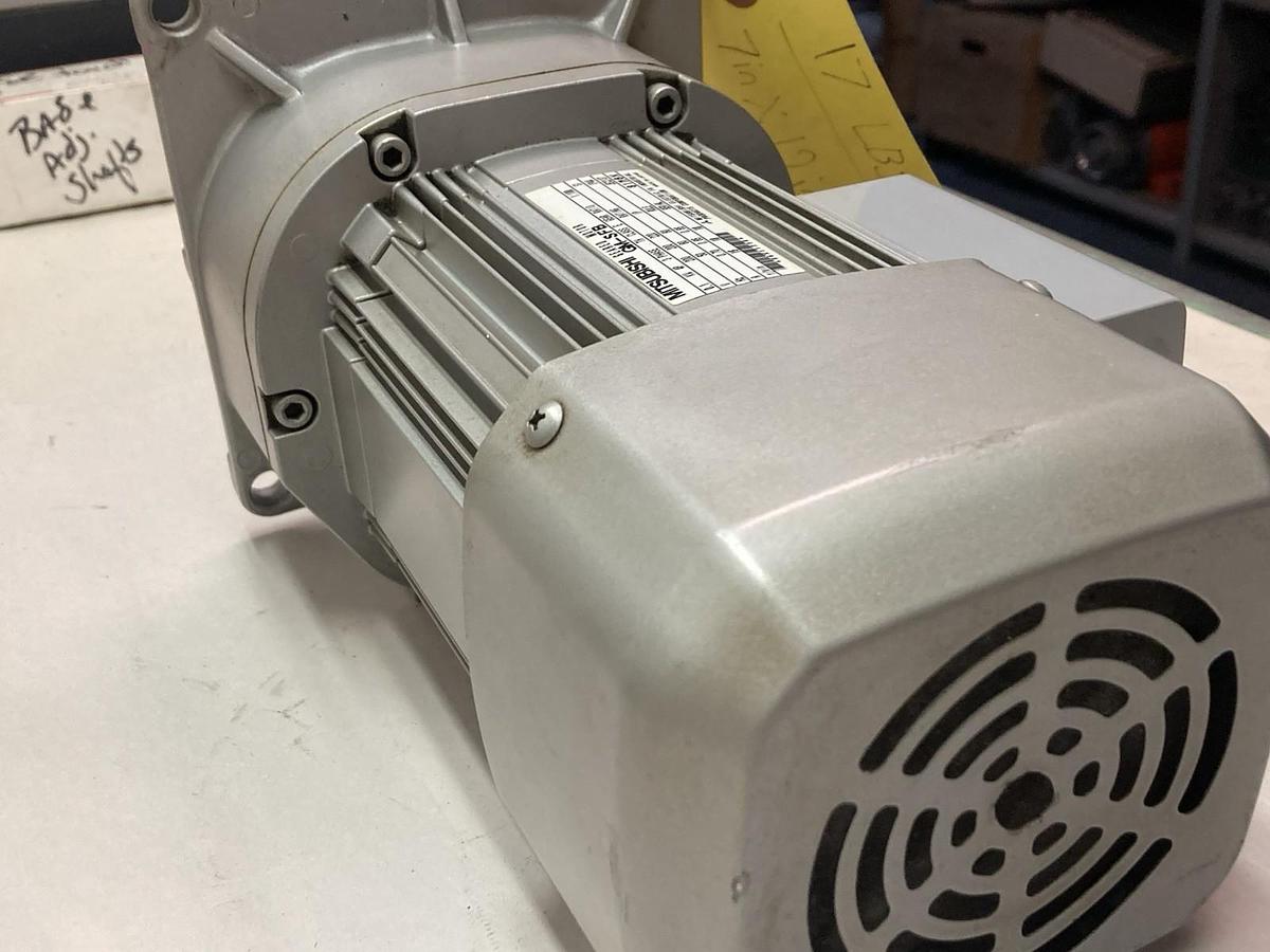 Mitsubishi,GM-SFB,3-Phase Geared Motor 0.1KW 200/220V Ratio 1:100