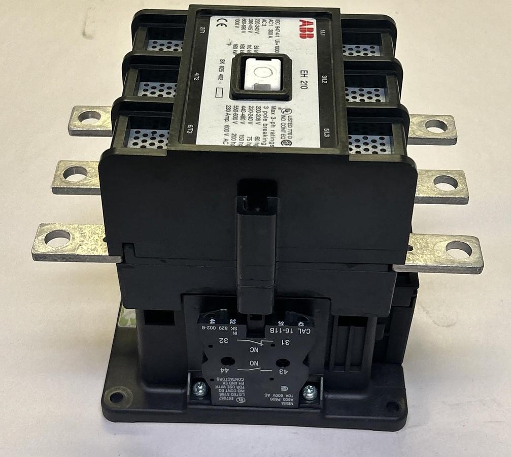 Used ABB,SK825402-AF,CONTACTOR 230A 600V