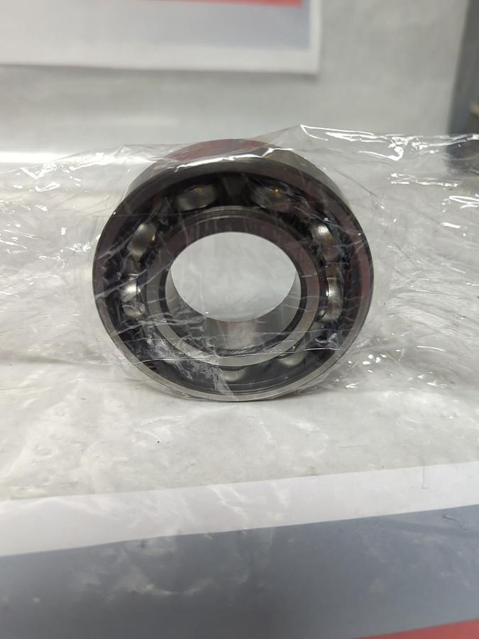 Used NDH,3207,SINGLE METAL SHIELDED BALL BEARING PRE-OWNED