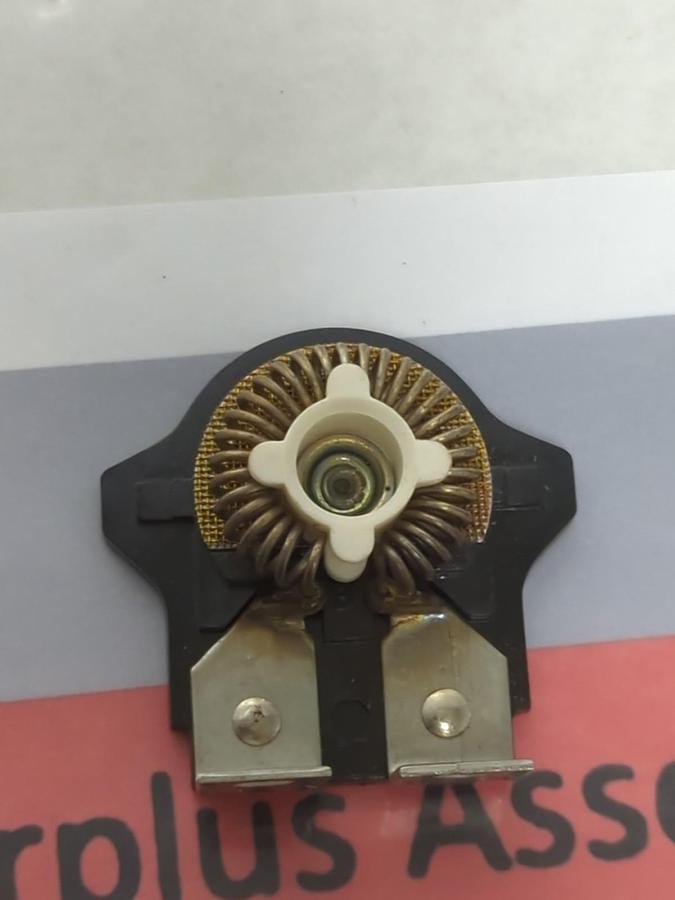 Used WESTINGHOUSE,AK-1.9,OVERLOAD THERMAL HEATER RELAY LOT OF 3 MISSING SCREWS USED