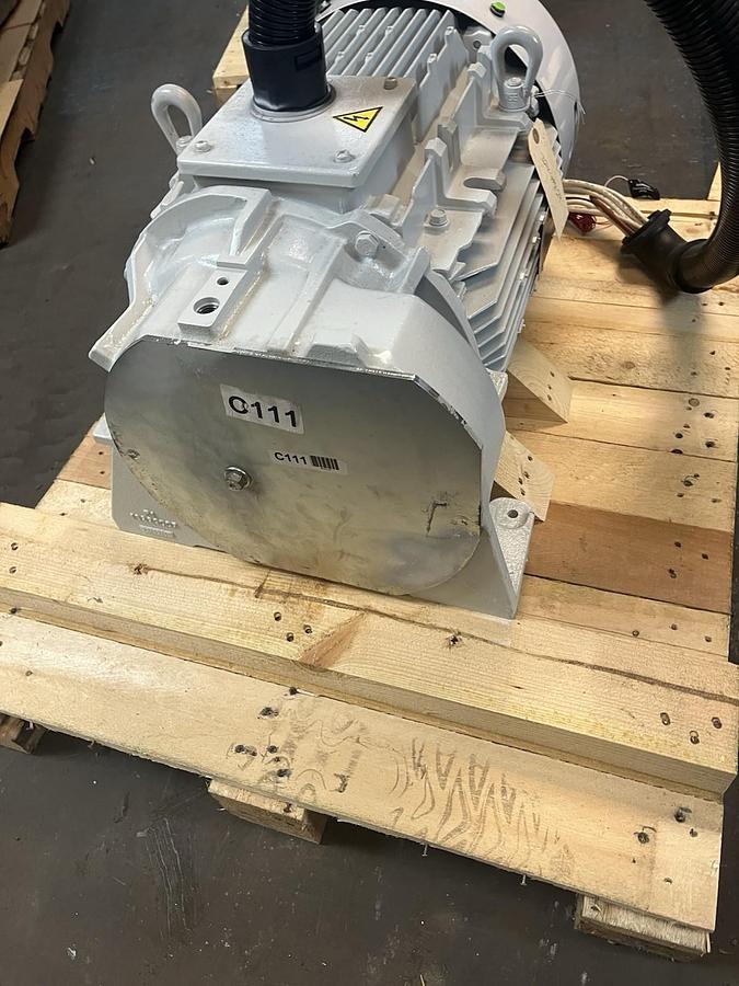 ATLAS COPCO,6212-ZZC4H-VT376,MARINE COMPRESSOR MOTOR 45kW 690V 3568RPM LSES200L