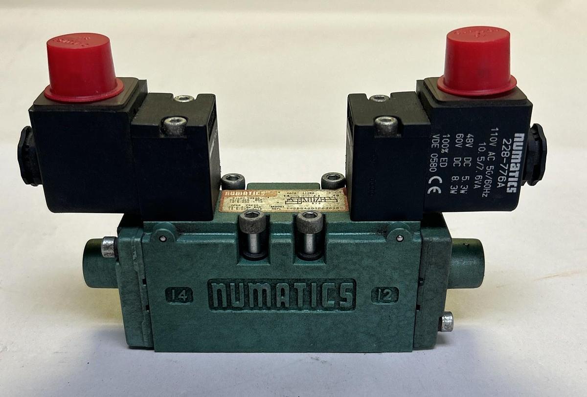 Used NUMATICS,112BB4002P00030,SOLENOID VALVE