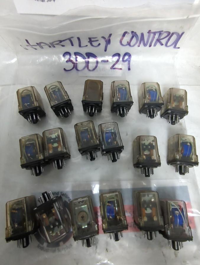 Used HARTLEY CONTROLS,300-29,RELAY 8-PIN LOT OF 18 PRE-OWNED