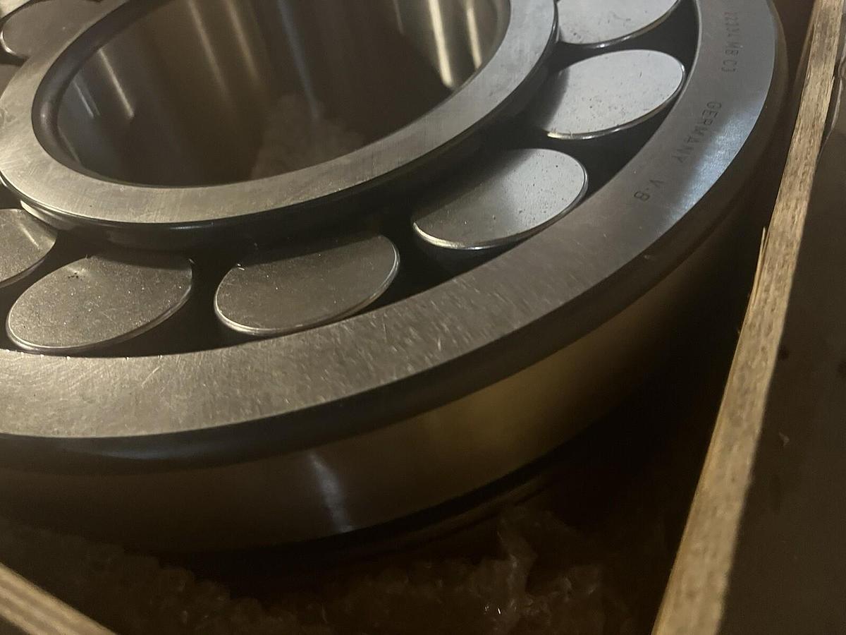 FAG,22334-MB-C3,SPHERICAL ROLLER BEARING 170MM BORE SIZE