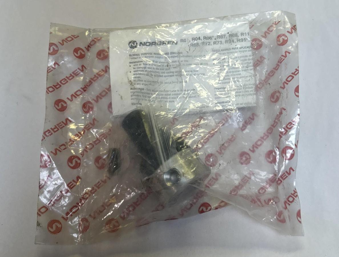 Used NORGREN,R14-200-R90A,PNEUMATIC REGULATOR NOS
