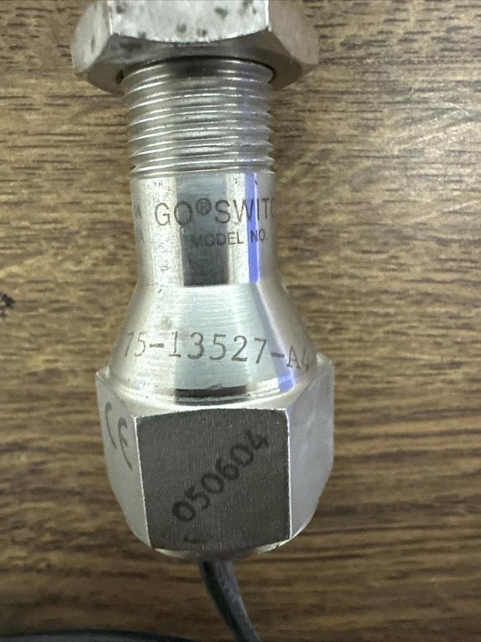 Used Go Switch,75-13527-A4,Proximity Switch