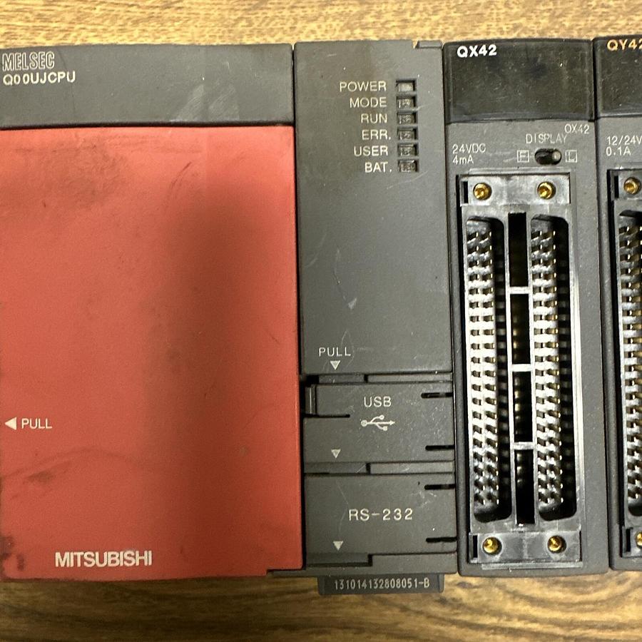 Used Mitsubishi Melsec,Q00UJCPU,Programmable controller with 3 components