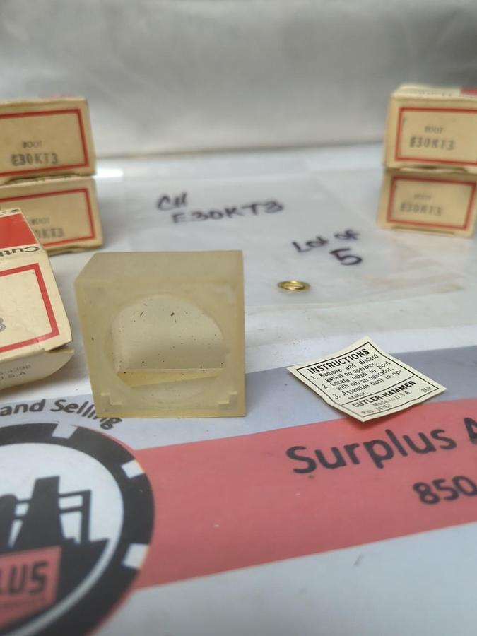 CUTLER-HAMMER,E30KT3,TRANSPARENT RUBBER BOOT LOT OF 5 NOS