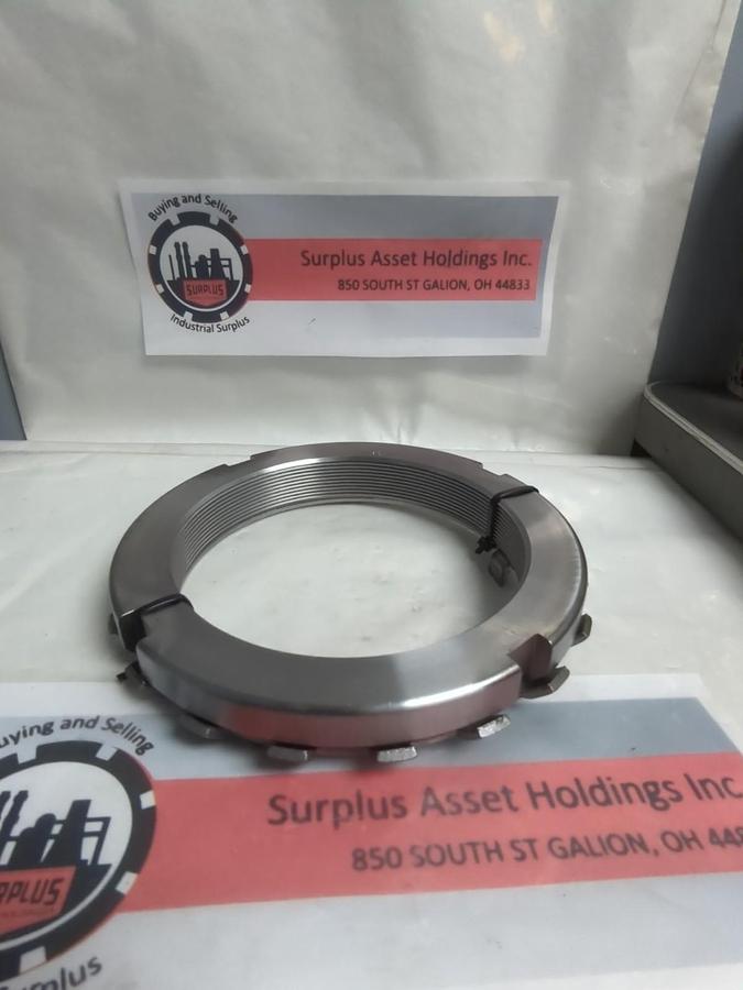 Used UNBRANDED,AN30,LOCKNUT AND LOCK WASHER SET PRE-OWNED