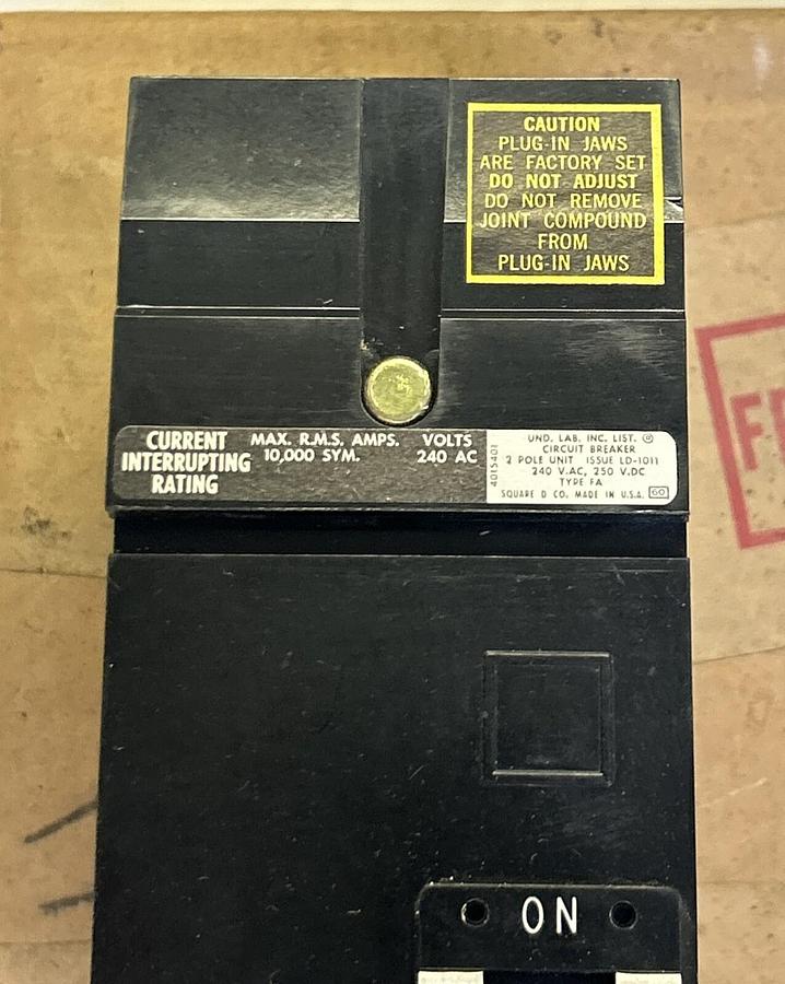 SQUARE D,FA22015AC,I-LINE CIRCUIT BREAKER 15A 240V 2P NEW