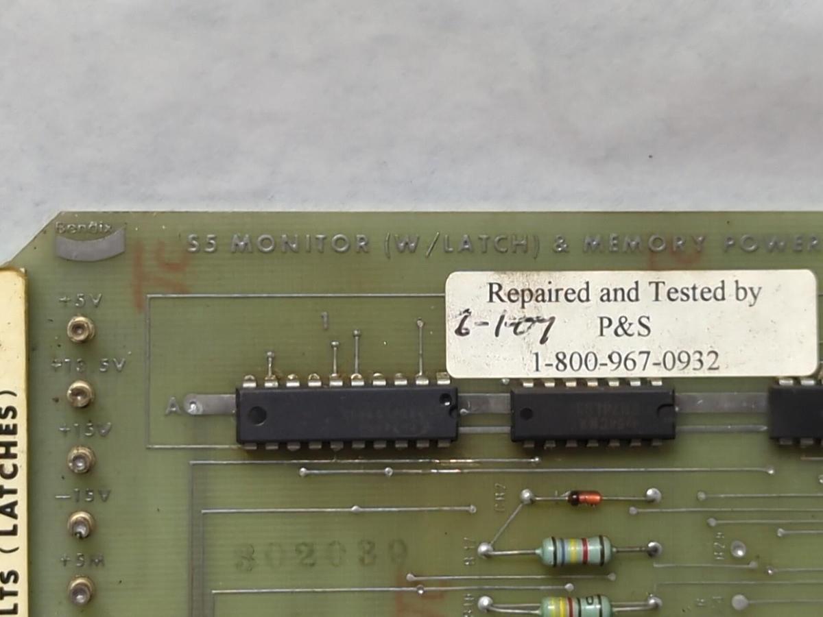 Used BENDIX,3733556,S5 MONITOR (WITH/LATCH) & MEMORY POWER REGULATOR CIRCUIT BOARD