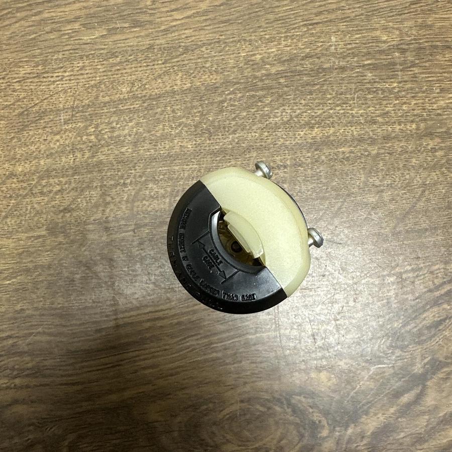 Leviton,7314-C,Locking Connector 20A 125/250V