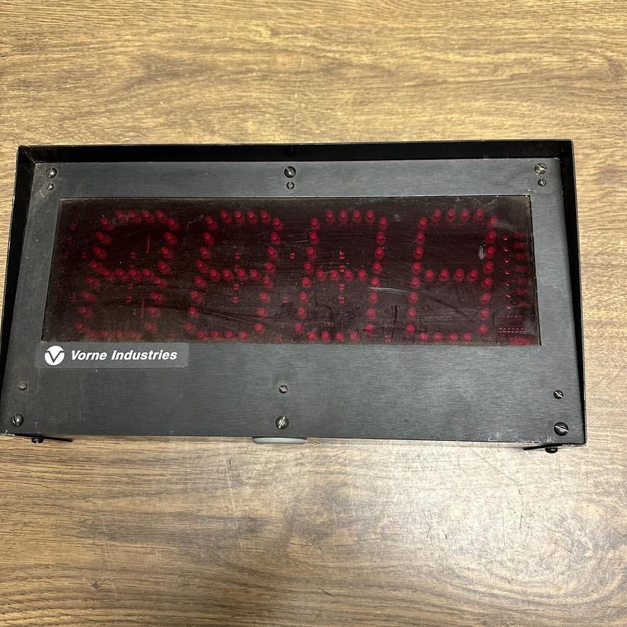Used Vorne Industries,77/256M-5S-00-4,Digital Display