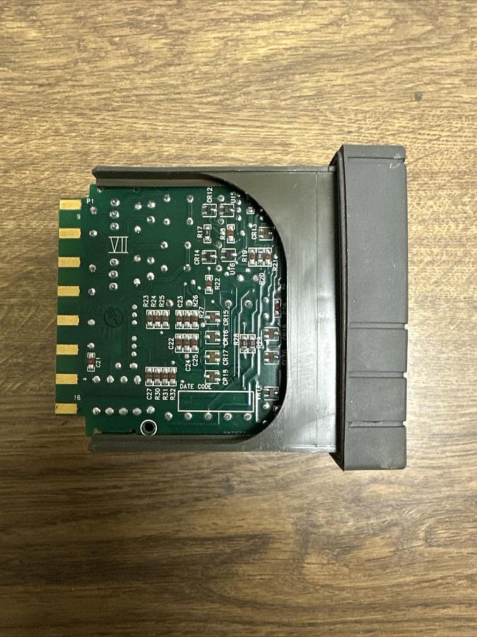 Used Honeywell,DC200E,Temperature Controller