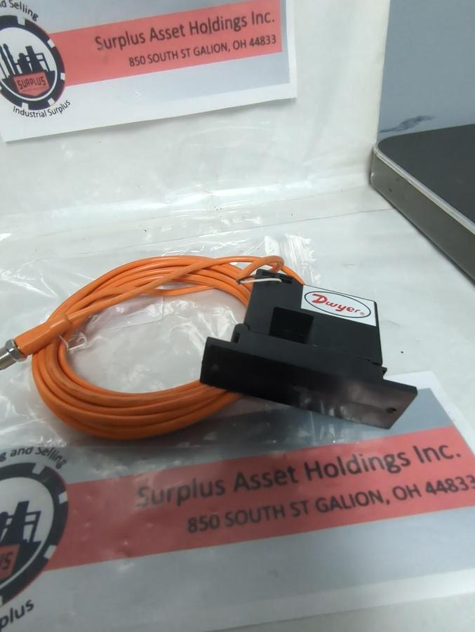 Used DWYER,CCS-231150,AC CURRENT SWITCH WITH CORDSET/CABLE PRE-OWNED
