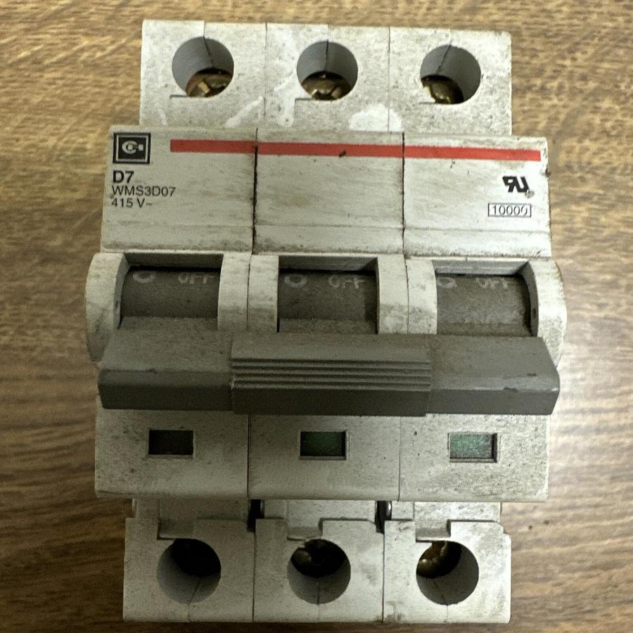 Used Cutler Hammer,D7 WMS3D07,CIrcuit Breaker