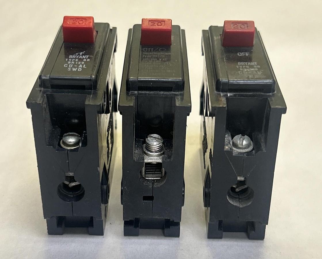 Used BRYANT,BR120,CIRCUIT BREAKER 20A 120/240V 1P LOT OF 3