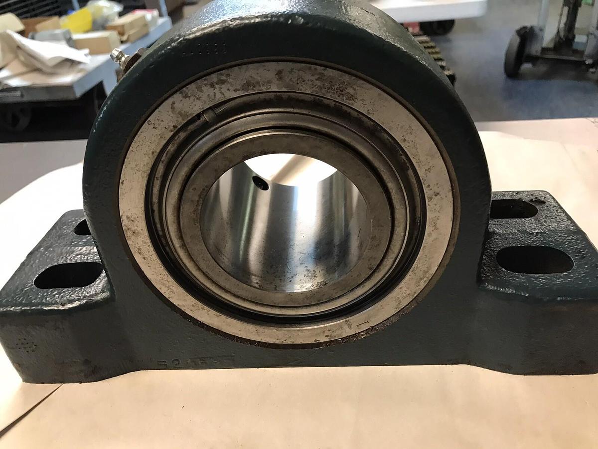 Rexnord,ZAS-2303F,illow Block Bearing 3-3/16 INCH Four Bolt