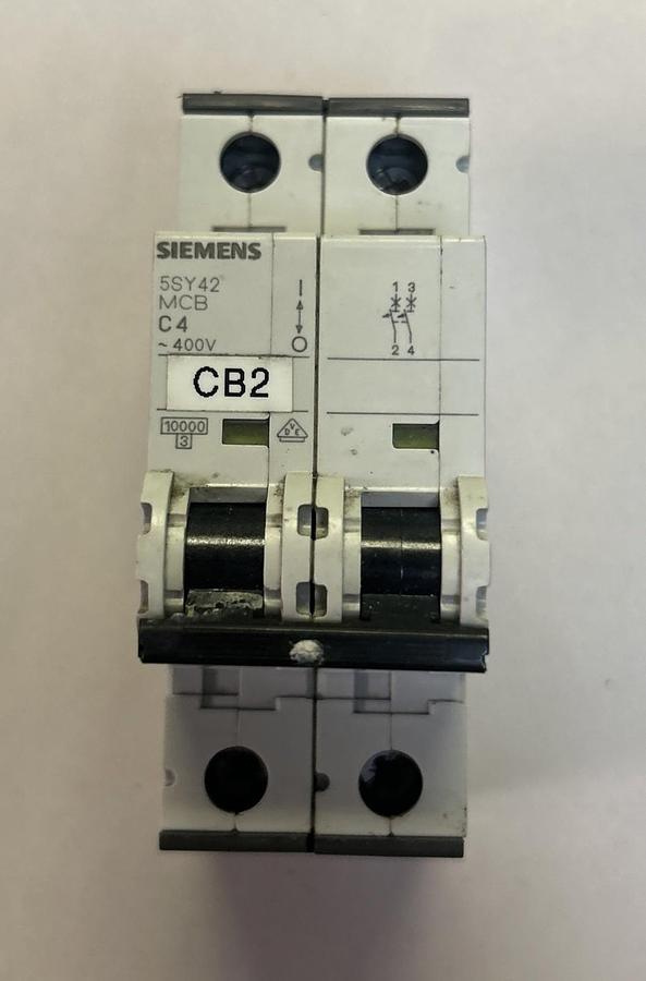 Used SIEMENS,5SY4204-7,CIRCUIT BREAKER 4A 400V 2P LOT OF 5