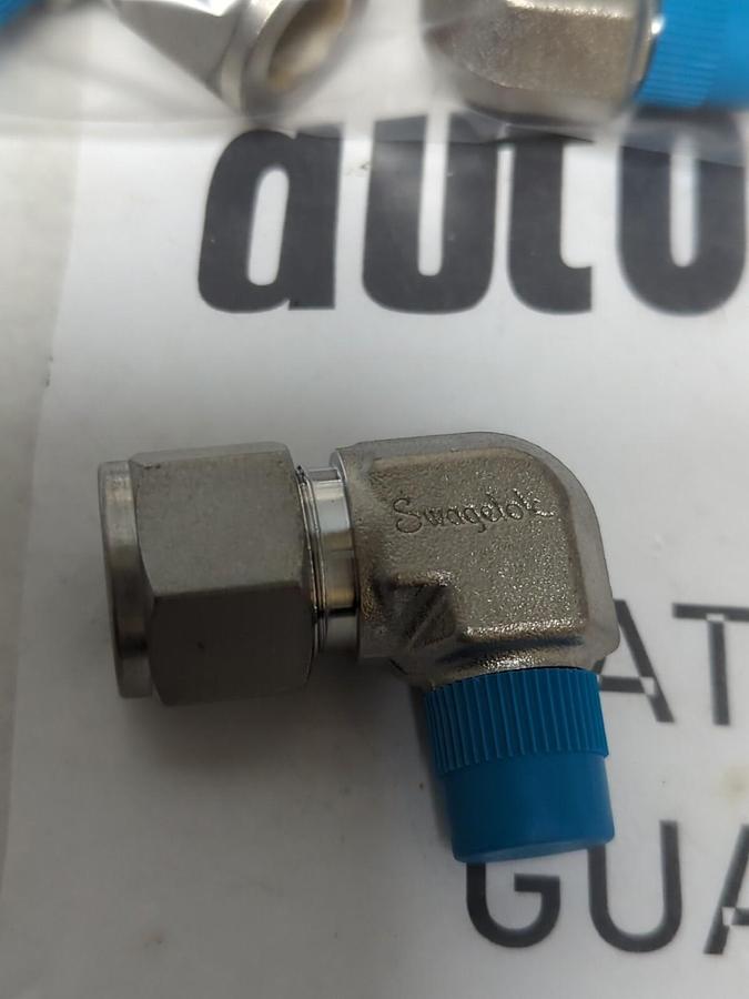 SWAGELOK,SS-810-2-4,MALE ELBOW 1/2TX1/4MNPT LOT OF 3 NOS