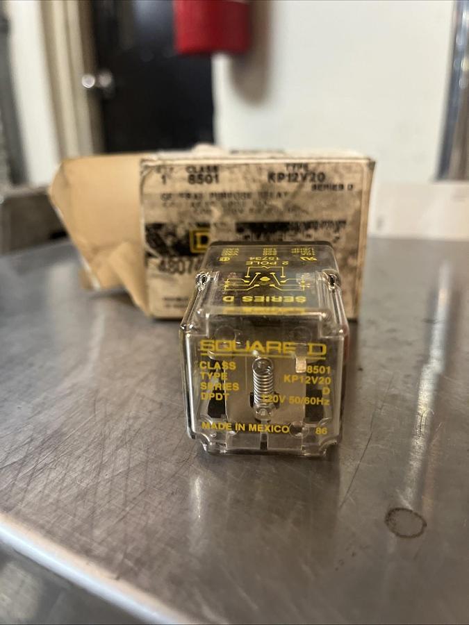 SQUARE D,8501kp12v20,GENERAL PURPOSE PLUG IN RELAY 8 PIN