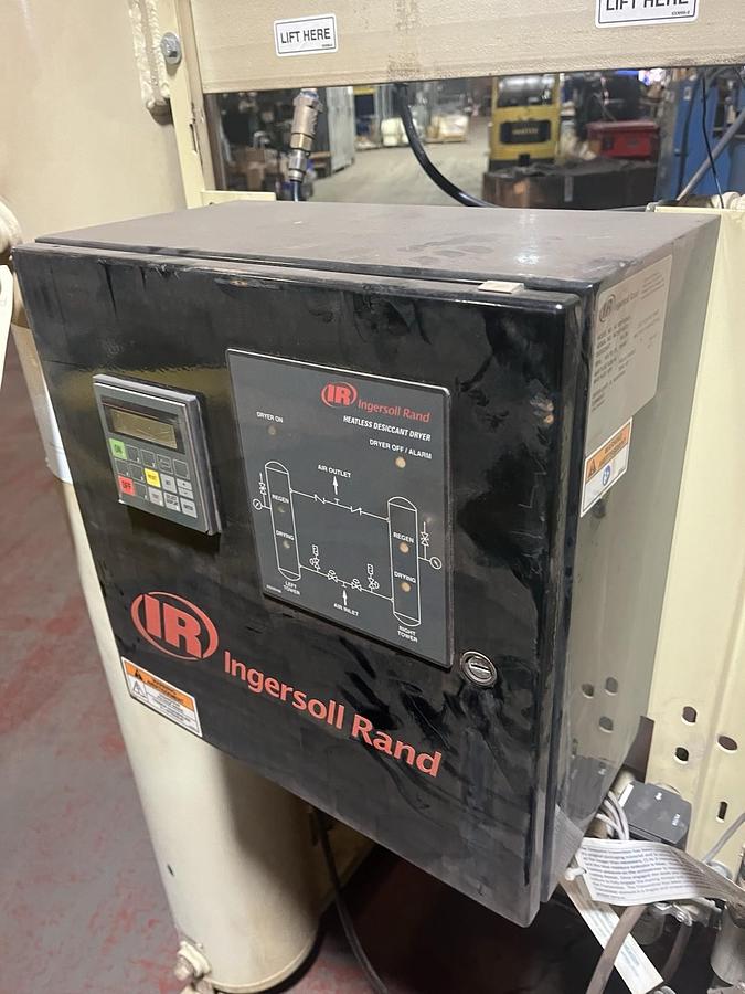Used INGERSOLL RAND,HL1601HE0AA,COMPRESSED AIR DISICCANT DRYER 160 CFM 115V 1PH