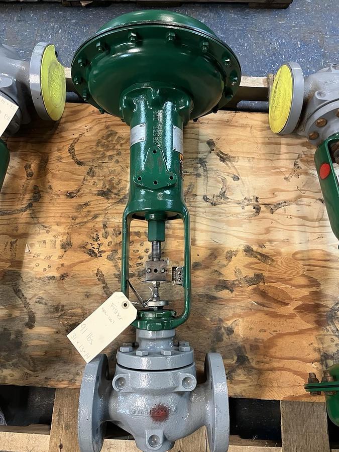 FISHER,667,SIZE 34 PNEUMATIC ACTUATOR VALVE 1-1/2" 250B