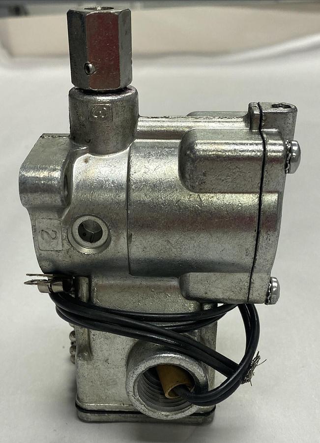 Parker,K065603540,Pilot Valve NOS