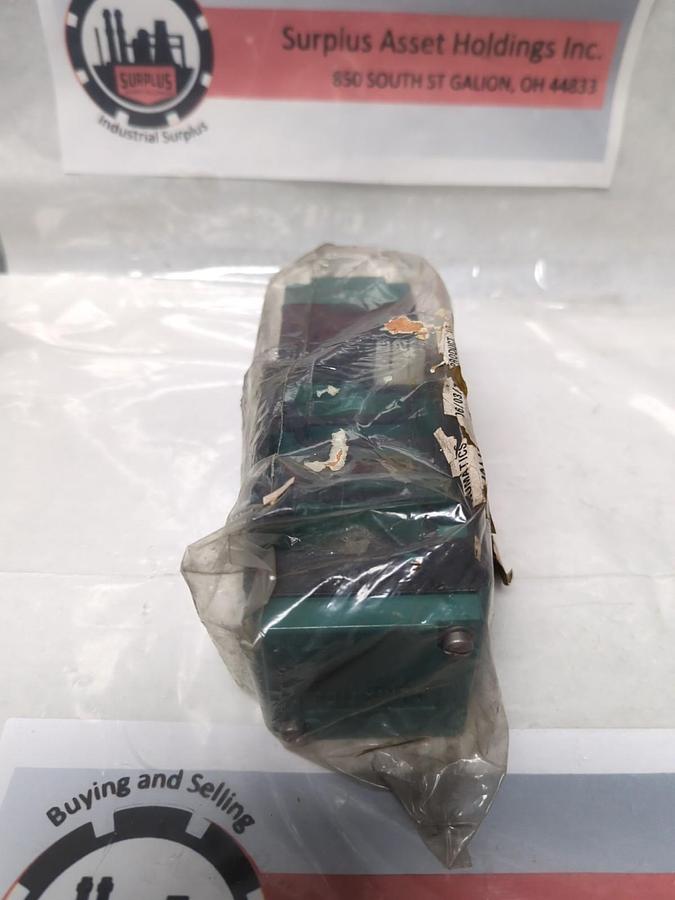 NUMATICS,554SA400K011B30,SOLENOID VALVE 110-120V 50/60HZ 150PSIG NOS