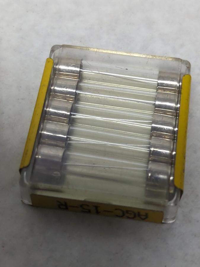 COOPER BUSSMANN,AGC-15-R,CARTRIDGE FUSES 15 AMP LOT OF 15 NOS
