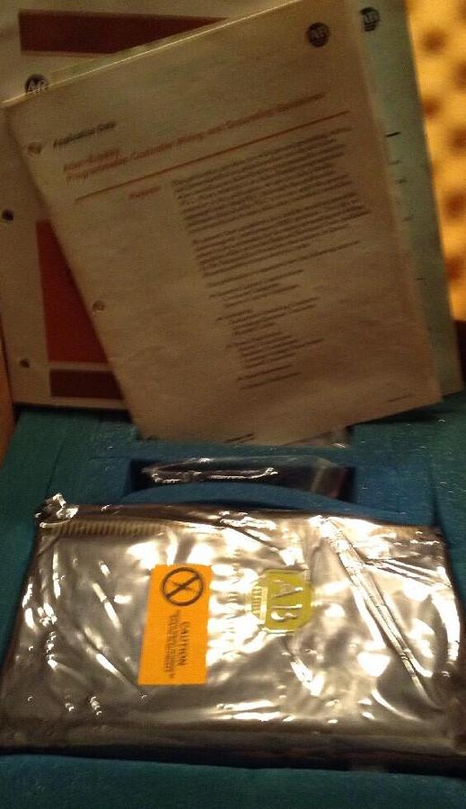 Allen-Bradley,Mini PLC 2/02,Processor with Power Supply 1772-LZP Series D