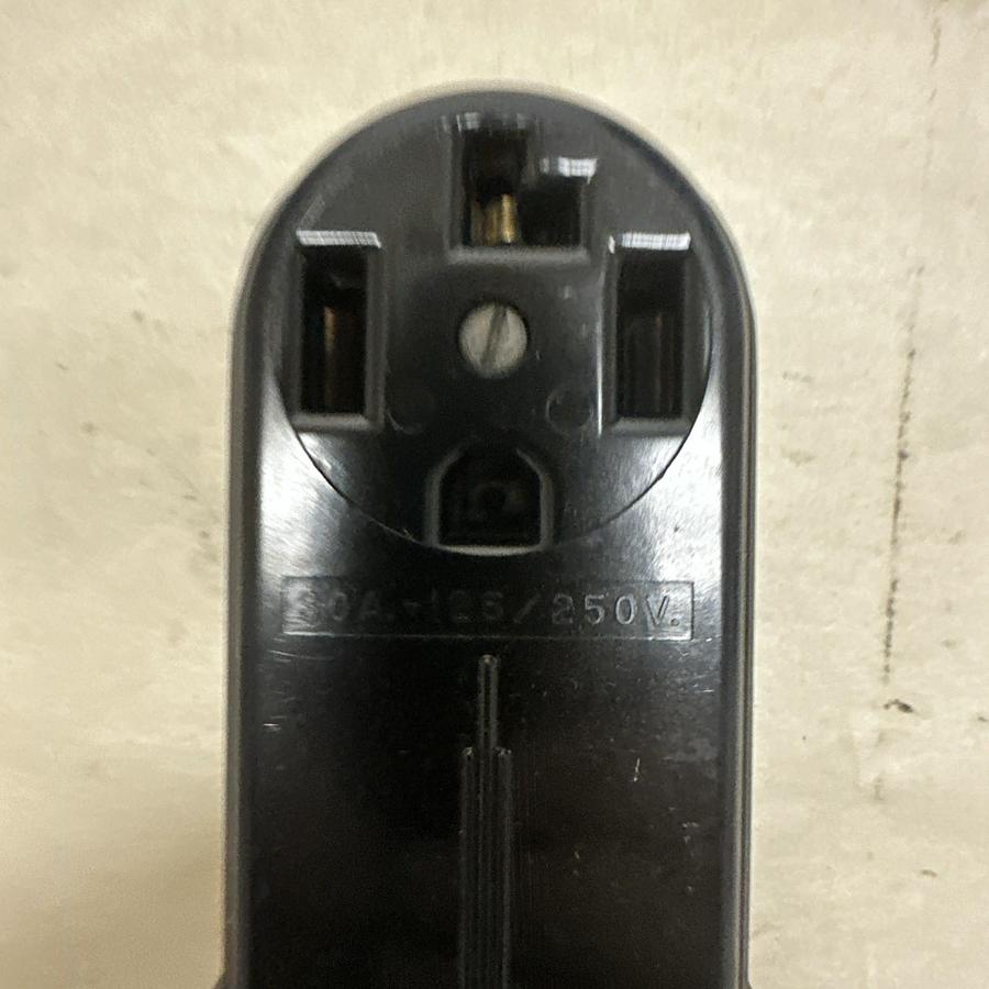 Levitron,30A-125/250V, Receptacle