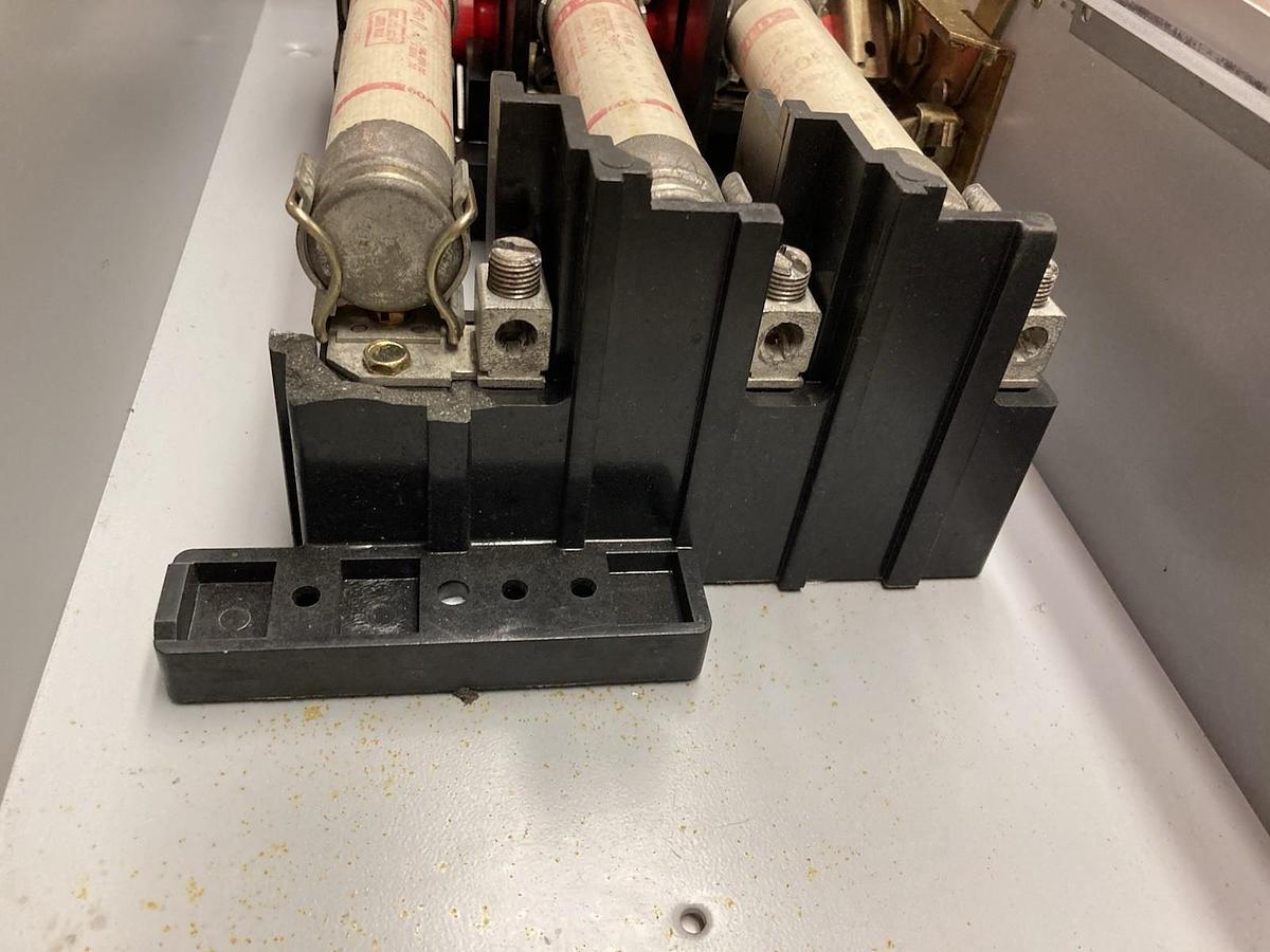 Used General Electric,TH3362R,Fusible Safety Switch 60A 600V