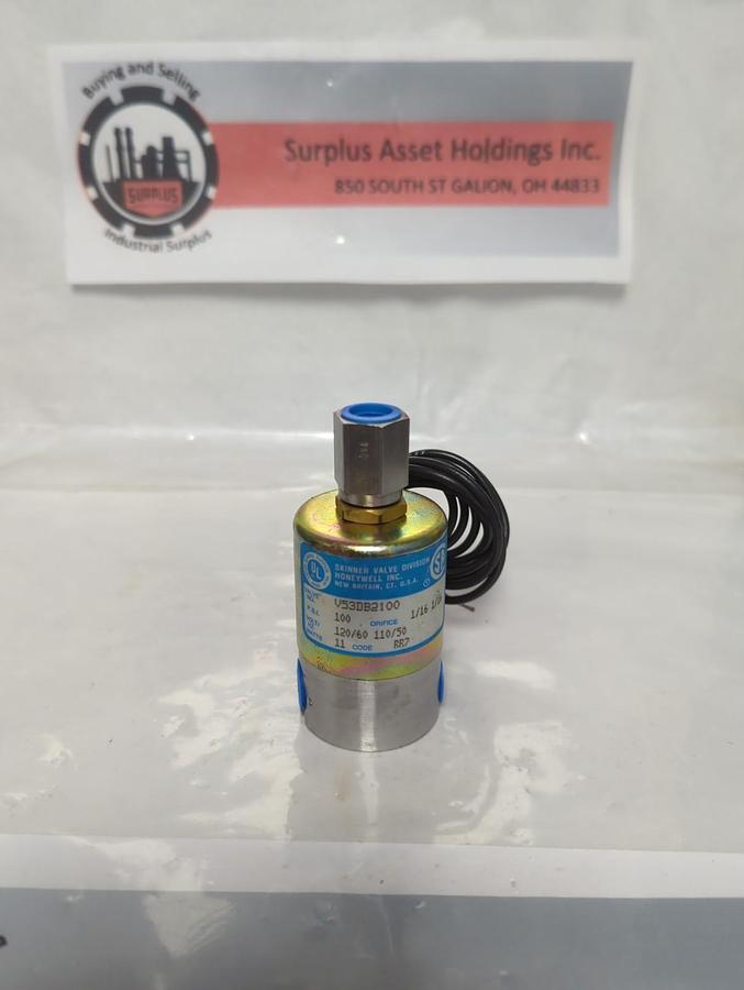 Used SKINNER VALVE,V53DB2100,SOLENOID VALVE 100 PSI 120/110V 11 WATTS PRE-OWNED
