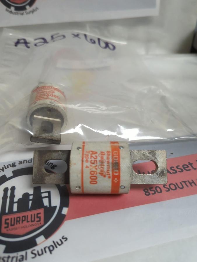 Used GOULD SHAWMUT,A25X600,TYPE 4 FUSE 600 AMP LOT OF 2 PRE-OWNED