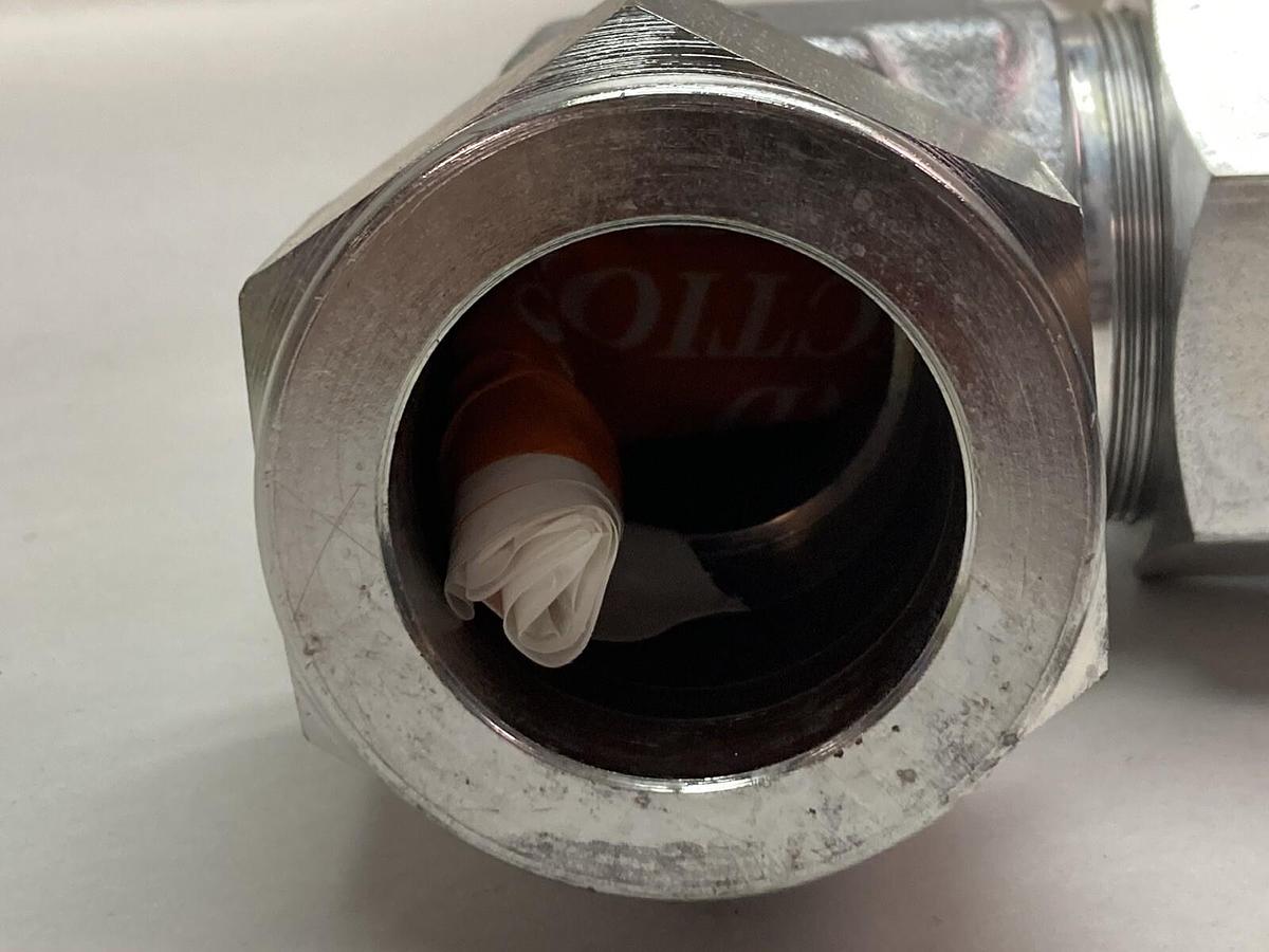 Swagelok,S-2400-9,Union Elbow 1 1/2 Inch Tube x 1 1/2 Inch Tube