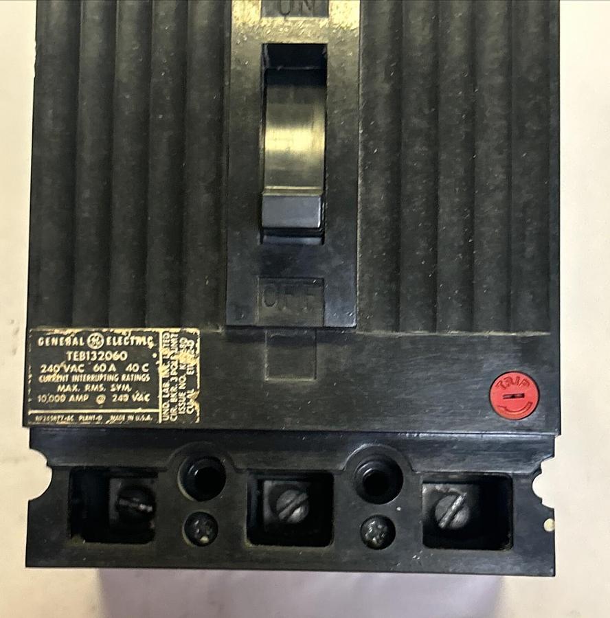Used GENERAL ELECTRIC,TEB132060,CIRCUIT BREAKER 60A 240V 3P