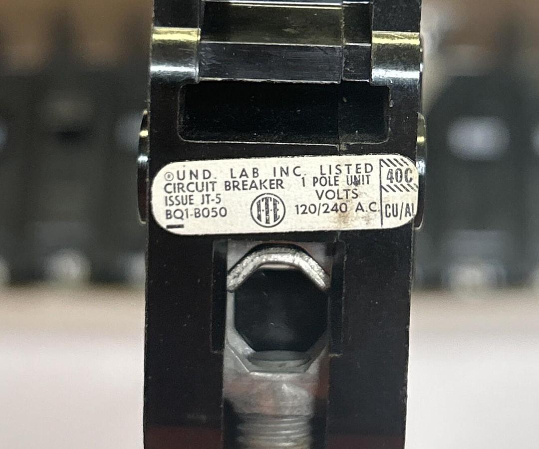 Used SIEMENS ITE,BQ1-B050,CIRCUIT BREAKER 50A 120/240V 1P LOT OF 12